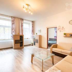 Foto inzerátu Prodej chalupy 250 m2 - podnikání i s možností bydlení na jednom místě