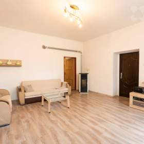 Foto inzerátu Prodej chalupy 250 m2 - podnikání i s možností bydlení na jednom místě