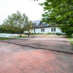 Foto inzerátu Prodej rekreačního objektu 353 m2, pozemek 1746 m2, K. Hynka Máchy Pečky