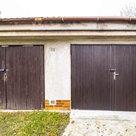 Prodej garáže v Chrástu - výborný stav, zavedena elektřina / 19648742