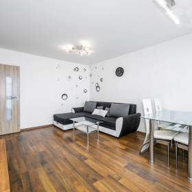 Foto inzerátu Pronájem bytu Žlutická