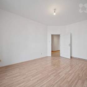 Foto inzerátu Prostorný byt 4+1 ve skvělé lokalitě u centra - Dvůr Králové n. L.