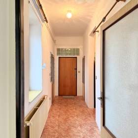 Foto inzerátu Prostorný byt 3+1 k pronájmu, 104 m2, klidné bydlení, výhled do zeleně, Olomouc