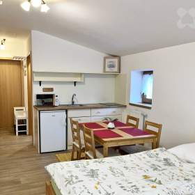 Pronájem garsoniéry, Rejta, Trhové Sviny / 19651690