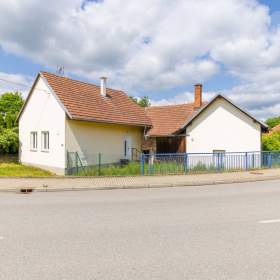 Foto inzerátu Rodinný dům 1+kk, UP 70 m2, CP 181 m2, obec Cetkovice