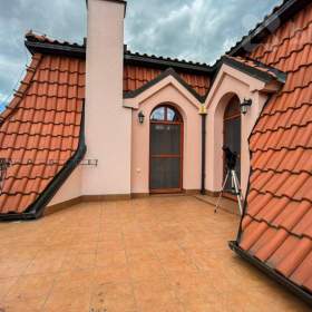 Foto inzerátu Prostorný rodinný dům 5+1, 256 m2, zahrada 1249 m2, Středokluky