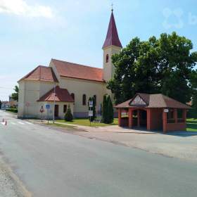 Foto inzerátu Byt 3+kk s garáží, sklepy a potenciálem - Čejkovice, okres Znojmo