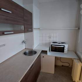 Foto inzerátu Pronájem bytu 1+kk, 38 m2, Hrubínova, Hradec Králové