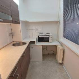 Foto inzerátu Pronájem bytu 1+kk, 38 m2, Hrubínova, Hradec Králové