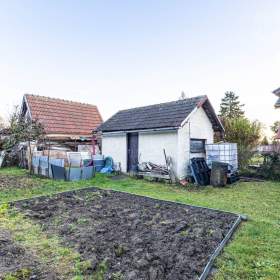 Foto inzerátu Prodej chaty 3+1, 90 m2, na pozemku 901 m2, v obci Struhařov, Praha-východ