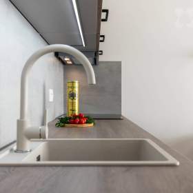 Foto inzerátu Prodej bytu 1+kk se zahrádkou