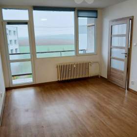 Foto inzerátu Pronájen bytu v Čížkovicích o velikosti 2+1