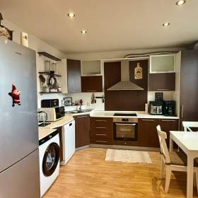 Pronájem bytu v cihlovém domě 2+kk, 68 m2, částečně zařízeno / 19682616