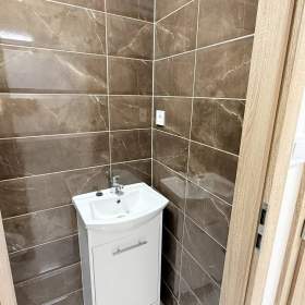Foto inzerátu Pronájem komerčních prostor o velikosti 70 m2 (3 místnosti) v podzemí