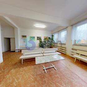 Foto inzerátu Podnájem ordinace o vel. 87,2 m2 Francouzská 1233/18