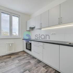 Fotka k inzerátu Prodej bytu 2+1, ul. V. Košaře, Ostrava- Jih / 5988413