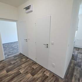 Foto inzerátu Prodej bytu 2+1 po kompletní rekonstrukci, 53 m², Ostrava-Zábřeh, ul. Jižní