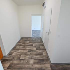 Foto inzerátu Prodej bytu 2+1 po kompletní rekonstrukci, 53 m², Ostrava-Zábřeh, ul. Jižní