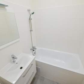 Foto inzerátu Prodej bytu 2+1 po kompletní rekonstrukci, 53 m², Ostrava-Zábřeh, ul. Jižní