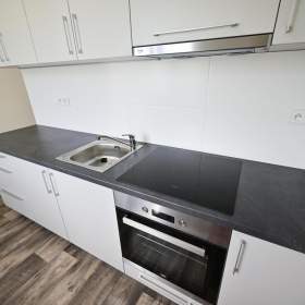 Foto inzerátu Prodej bytu 2+1 po kompletní rekonstrukci, 53 m², Ostrava-Zábřeh, ul. Jižní