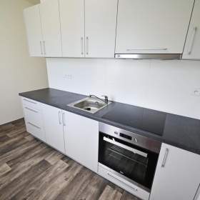 Foto inzerátu Prodej bytu 2+1 po kompletní rekonstrukci, 53 m², Ostrava-Zábřeh, ul. Jižní