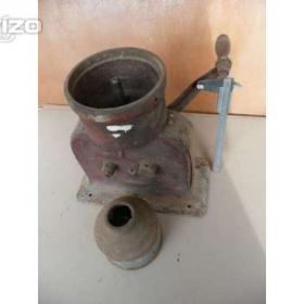 Foto inzerátu Historická odstředívka na mléko