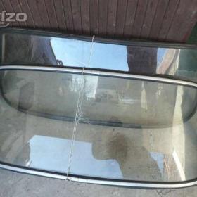  Zadní okno, sklo na veterána Škoda 1000MB / 12387975