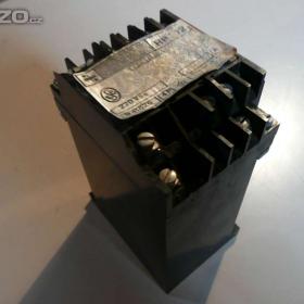 Foto inzerátu Časová relé