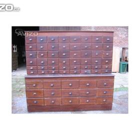 Foto inzerátu Koupím starý nábytek dřevěný i chromovaný -celá ČR