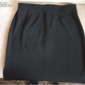 Foto inzerátu Prodám: černou nenošenou sukni s bočními rozparky, kvalitní látka, 300,- Kč