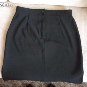 Foto inzerátu Prodám: černou nenošenou sukni s bočními rozparky, kvalitní látka, 300,- Kč