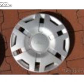 Fotka k inzerátu Ford : prodám jednu zachovalou originál poklici, 14palcu / 18597877