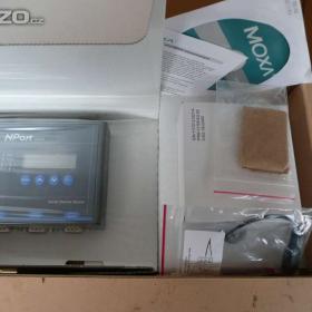 Foto inzerátu Serial server typ NPORT 5410 včetně adaptéru a příslušenství, fy MOXA