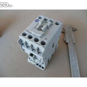 Fotka k inzerátu Nové třífázové stykače typ 100- c2E 10 / 15349474
