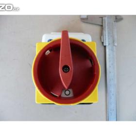 Fotka k inzerátu Nový třífázový vypínač Kraus a Naimer, typ KG.100. T203/01. E / 19476355