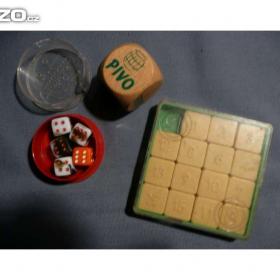 Fotka k inzerátu Kostka osudu, staré hrací karty / 11475287