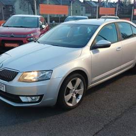 Škoda Octavia 1.6i Tour, ČR, Climatronic / 18504863