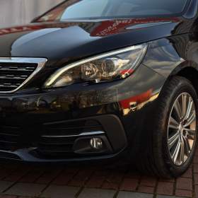 Foto inzerátu Peugeot 308 SW 1.2 PureTech Allure AT8, ČR