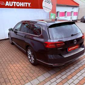 Foto inzerátu Volkswagen Passat 2.0 TDi DSG 4Motion Highline
