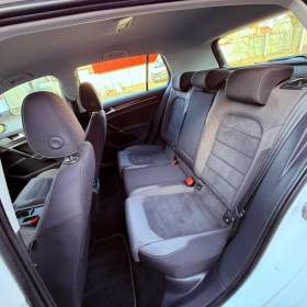 Foto inzerátu Volkswagen Golf 1.6 TDI DSG Highline, ČR