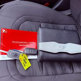 Foto inzerátu Kia Ceed 1.6 CRDi Comfort+, ČR, 1.Maj