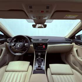 Foto inzerátu Škoda Superb 2.0 TSi L&K DSG, ČR, 1.Maj