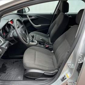 Foto inzerátu Opel Astra 1.4 Turbo 103kW, Klimatizace