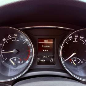 Foto inzerátu Škoda Superb 2.0 TDi DSG Elegance