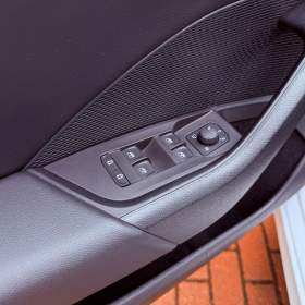 Foto inzerátu Škoda Octavia 2.0 TDi Style, ČR, 1.Maj