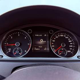 Foto inzerátu Volkswagen Passat 2.0 TDi Highline, Pano, Dynaud