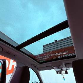 Foto inzerátu Škoda Octavia 1.6 TDi Ambition, Navi, Pano