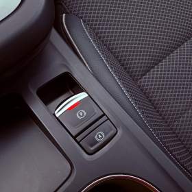 Foto inzerátu Renault Arkana 1.3 TCe Intens EDC, ČR, 1.Maj