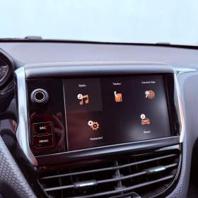 Foto inzerátu Peugeot 2008 1.2 PureTech Active, ČR, 1.Maj