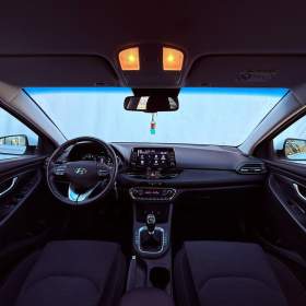 Foto inzerátu Hyundai i30 1.5 T-GDi Smart, ČR, 1.Maj